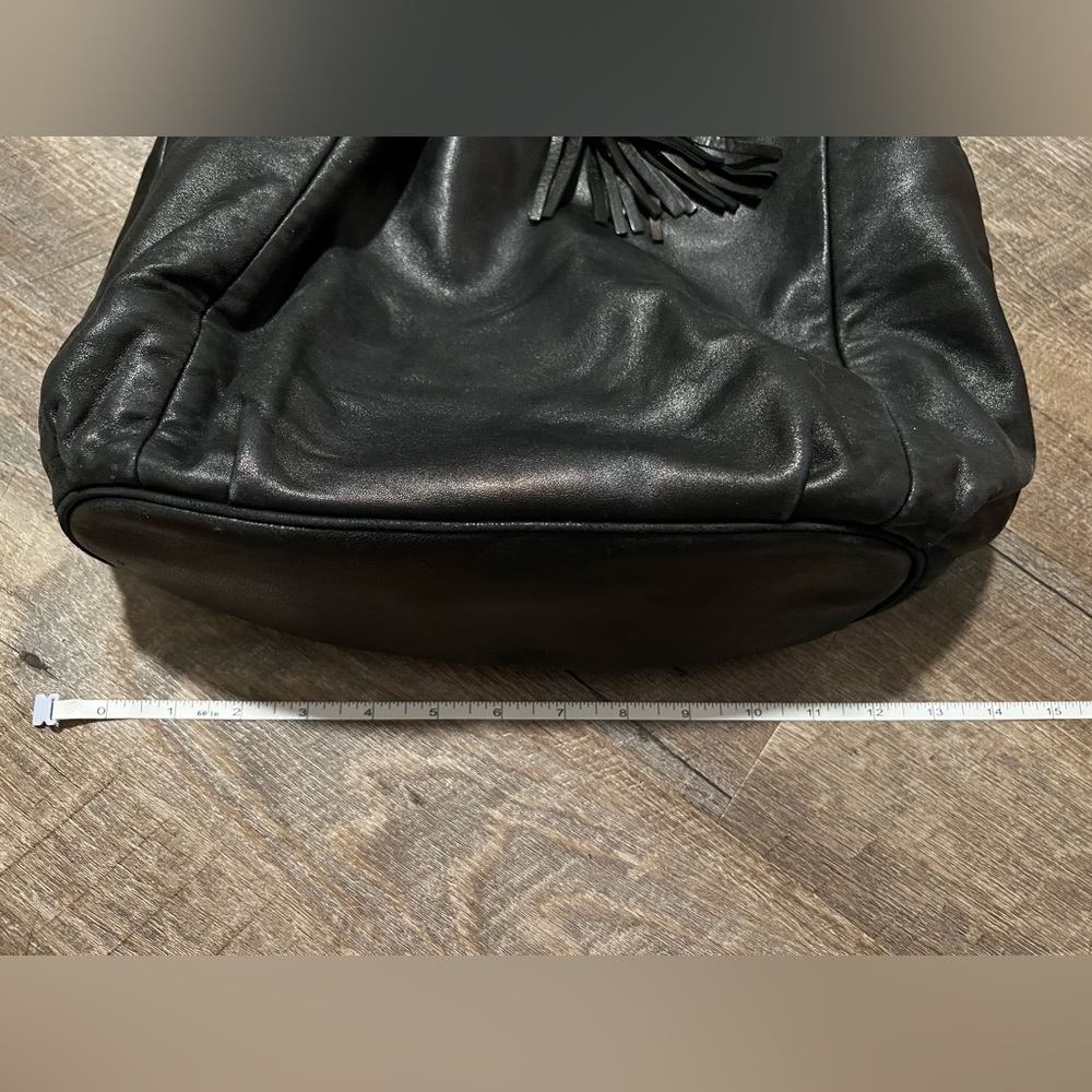 Michael Kors ring handle tote - Picture 11 of 13
